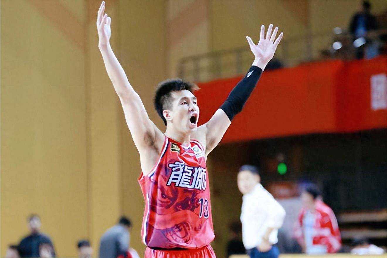-包含助攻王被罚款，恶意犯规成焦点的词条